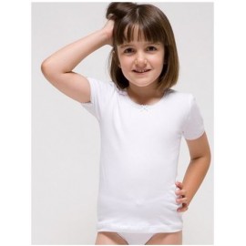 Camisetas y Pantalones	 Camiseta interior manga corta para niña