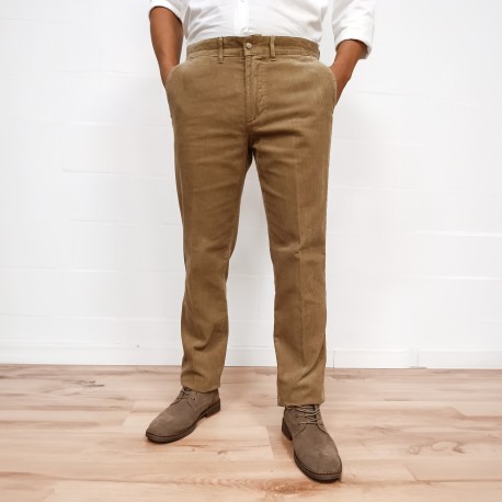 Pantalones y Vaqueros	 Pantalón chino pana para hombre