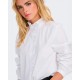 Blusa con volante en el cuello