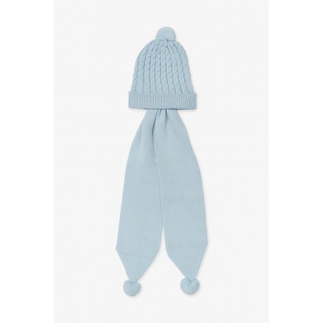 Gorro de trenzas con bufanda