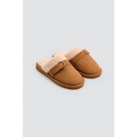 Zapatillas hebilla mujer Ysabel Mora